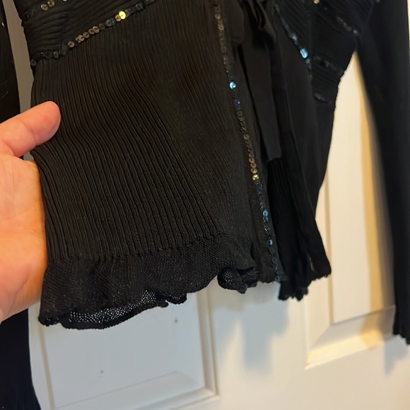 Top - Picture 2 of 10